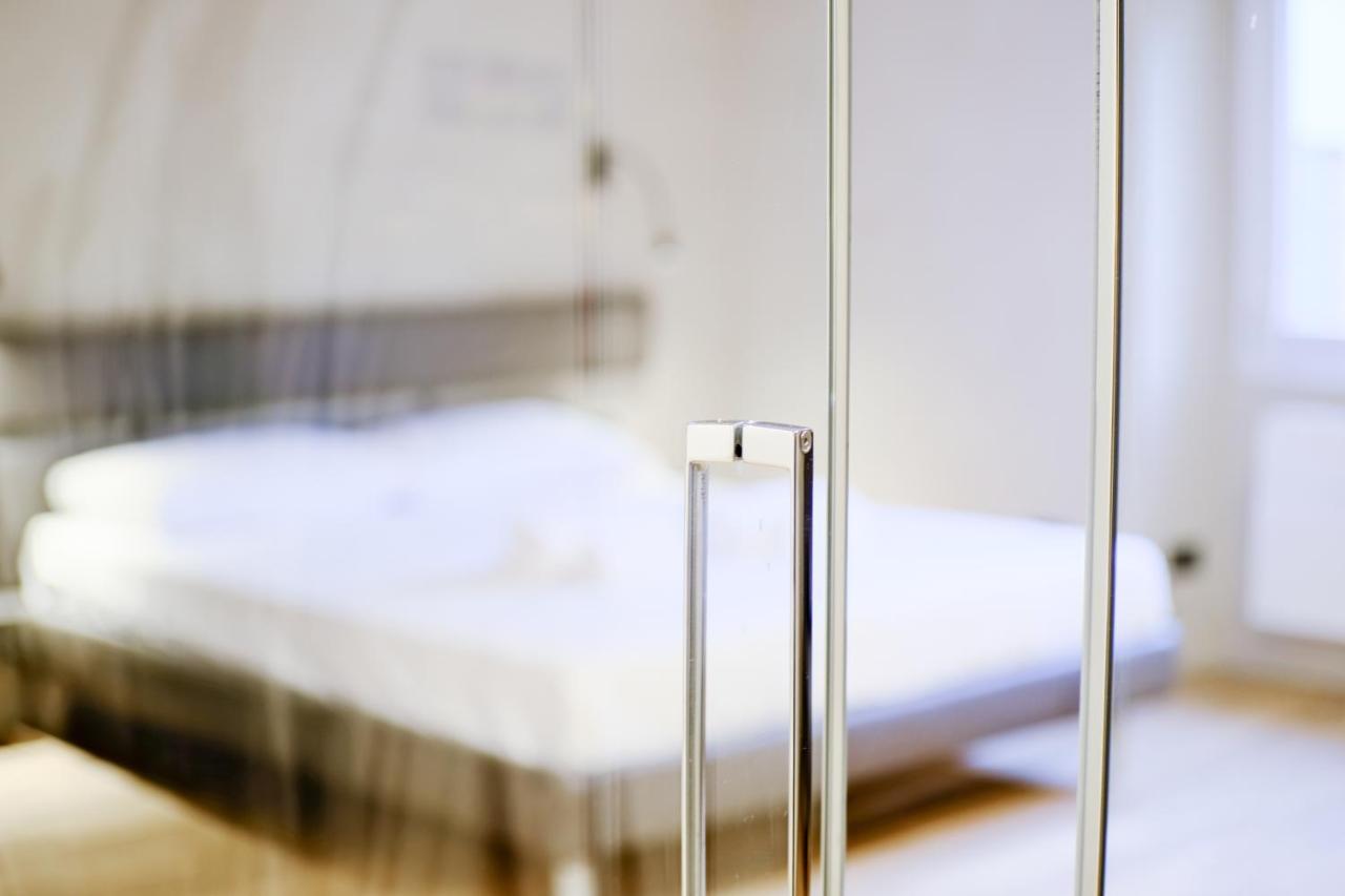 Gabriele Boutique Apartment Флоренция Экстерьер фото