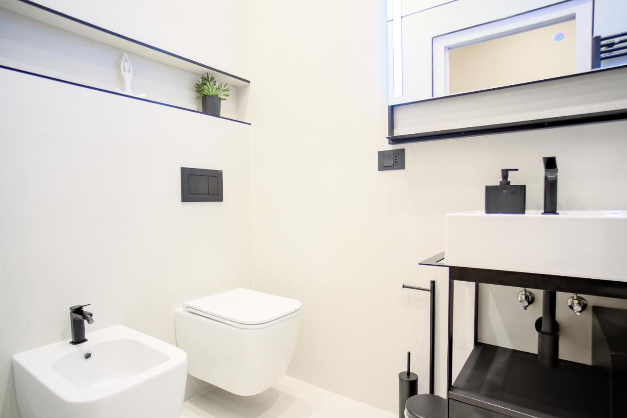 Gabriele Boutique Apartment Флоренция Экстерьер фото